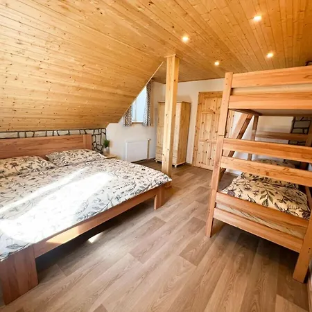 ヴィラ Spacious With Swimming Pool