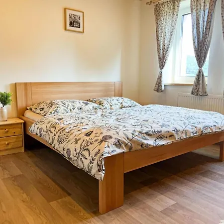 Spacious With Swimming Pool