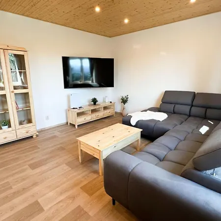 别墅 Spacious With Swimming Pool *